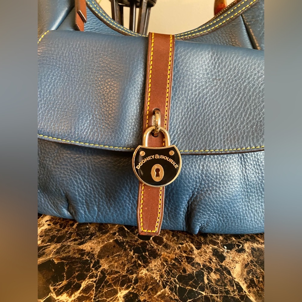 Dooney & Bourke - EUC-Samba Denim Blue Pebbled Leather Logo Lock Hobo Bag - Picture 3 of 11
